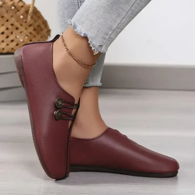 Elegante, ergonomische flache Schuhe mit runder Zehenkappe und weicher Sohle
