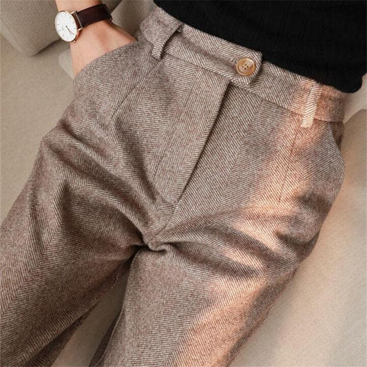 Elegante Herrenhose mit Fischgrätmuster