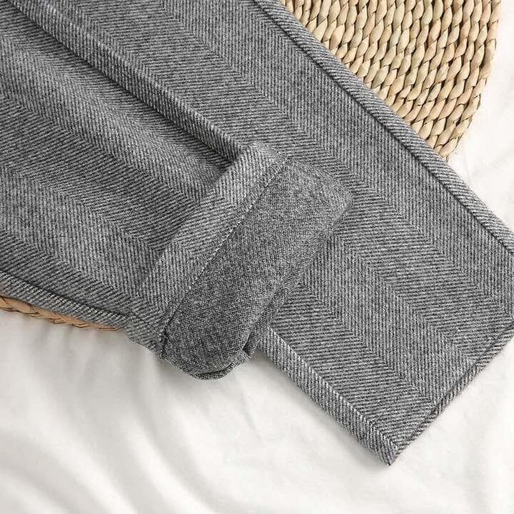 Elegante Herrenhose mit Fischgrätmuster