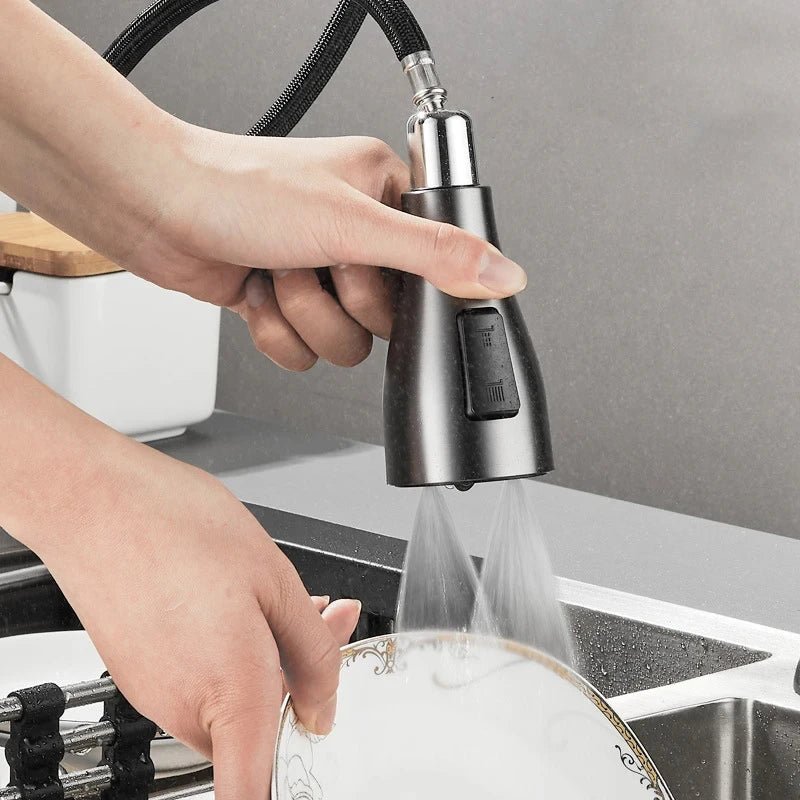 Elegante Küchenarmatur mit Ausziehfunktion und 360°-Drehung