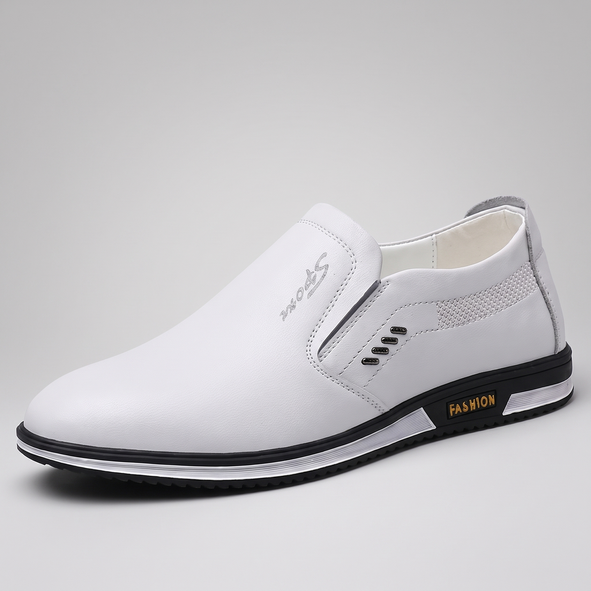 Elegante Leder-Sneaker zum Hineinschlüpfen