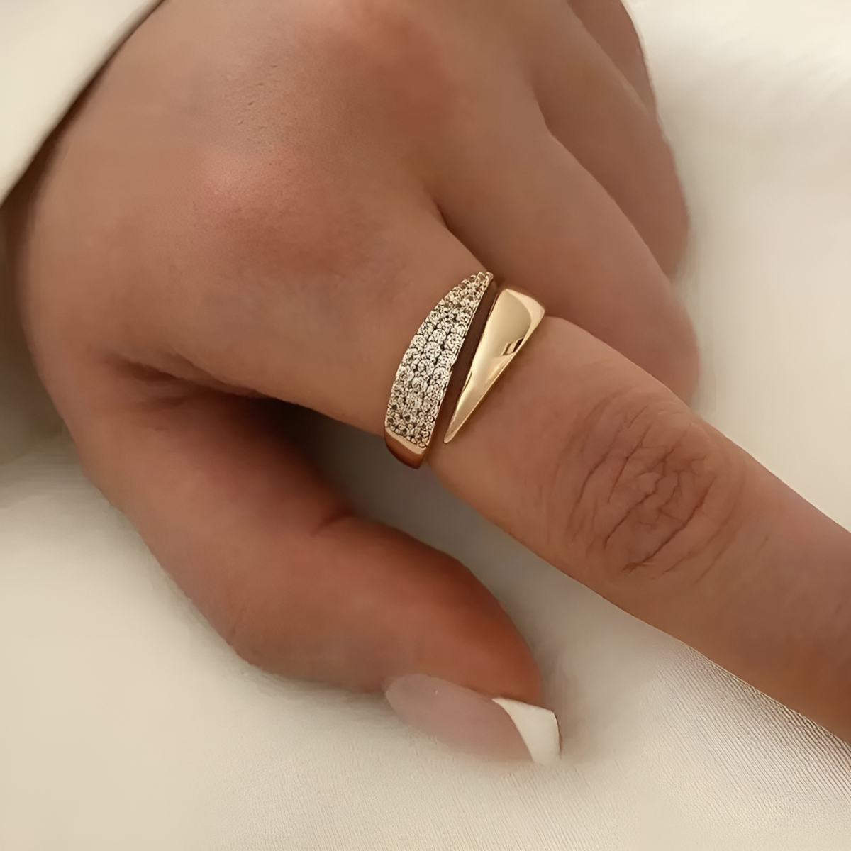 Eleganter Ring