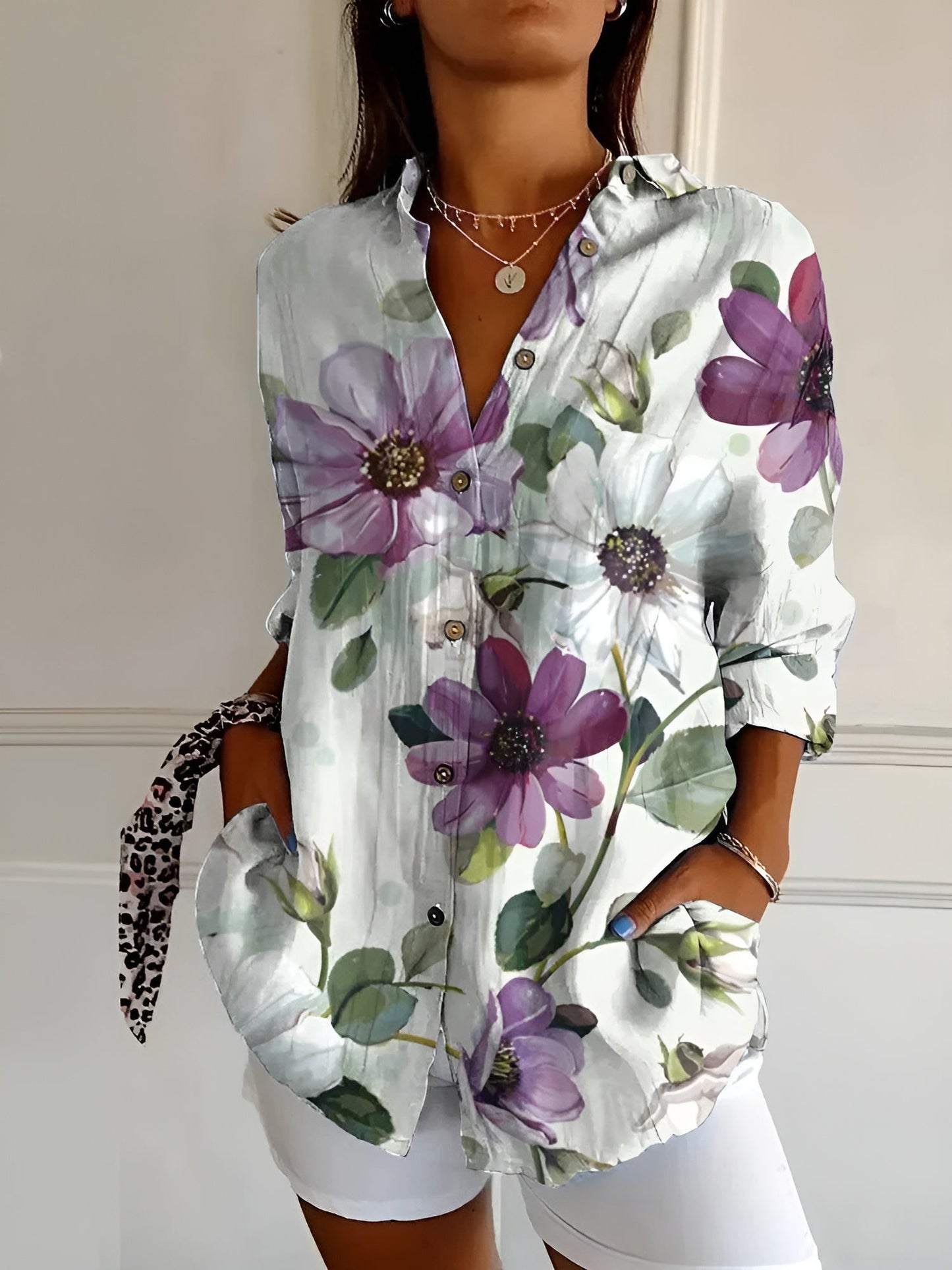 Elegantes Damen-Hemd mit Knopfleiste