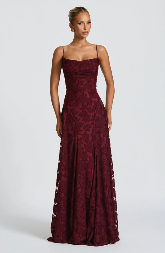Elegantes rückenfreies Spitze-Maxikleid