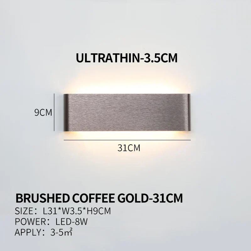 Flache LED-Wandleuchte aus Aluminium mit Acrylschirm