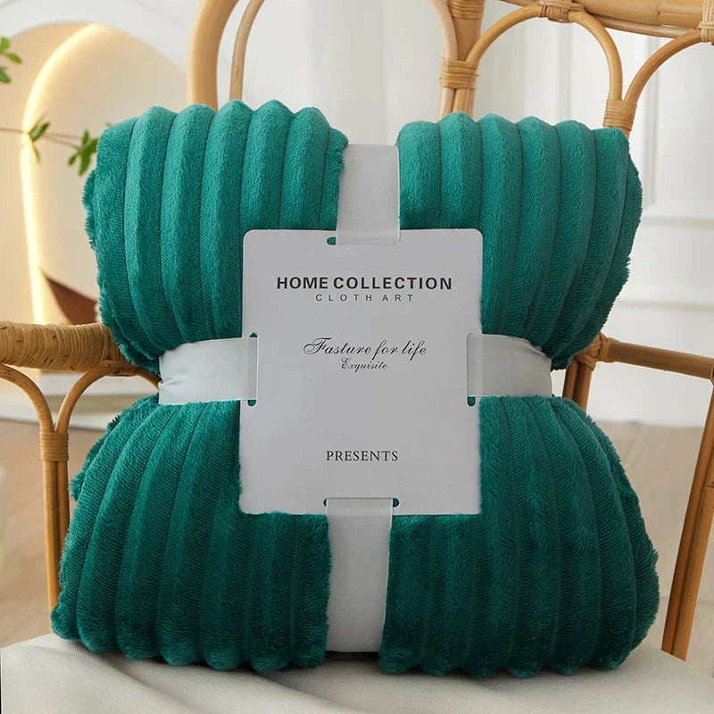 Flanell-Fleece-Decke mit breiten Streifen