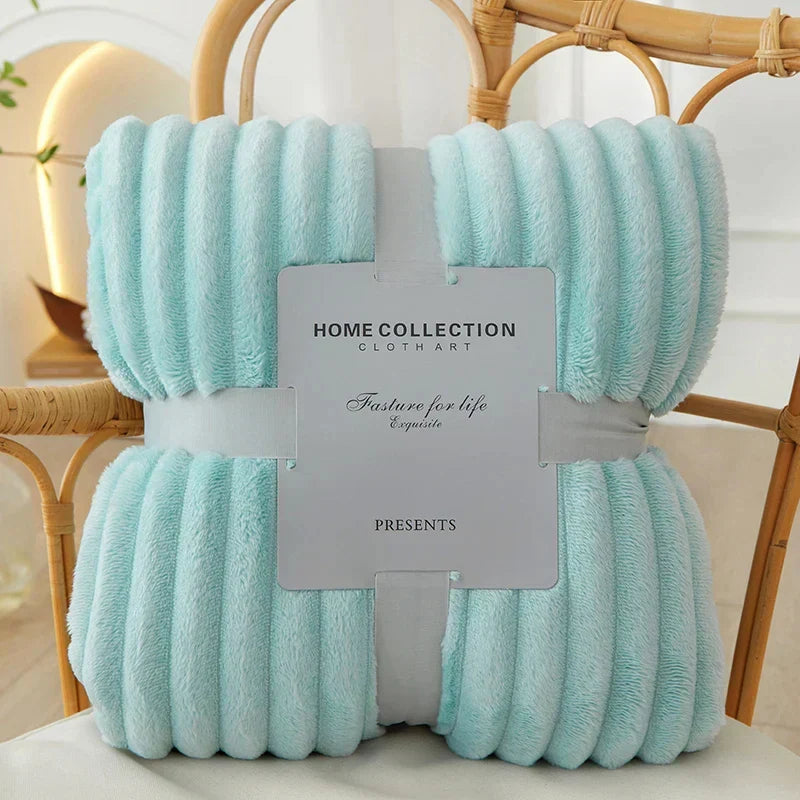 Flanell-Fleece-Decke mit breiten Streifen