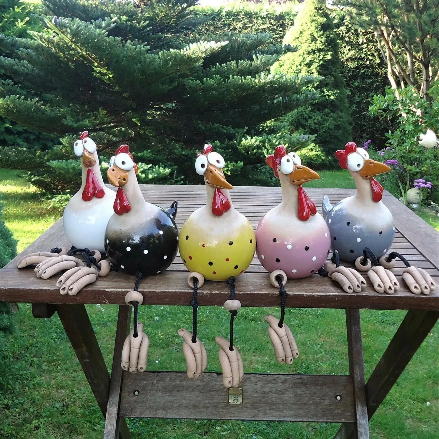 Fröhliche Gartenhühner – Bringen Sie Leben in Ihren Garten!