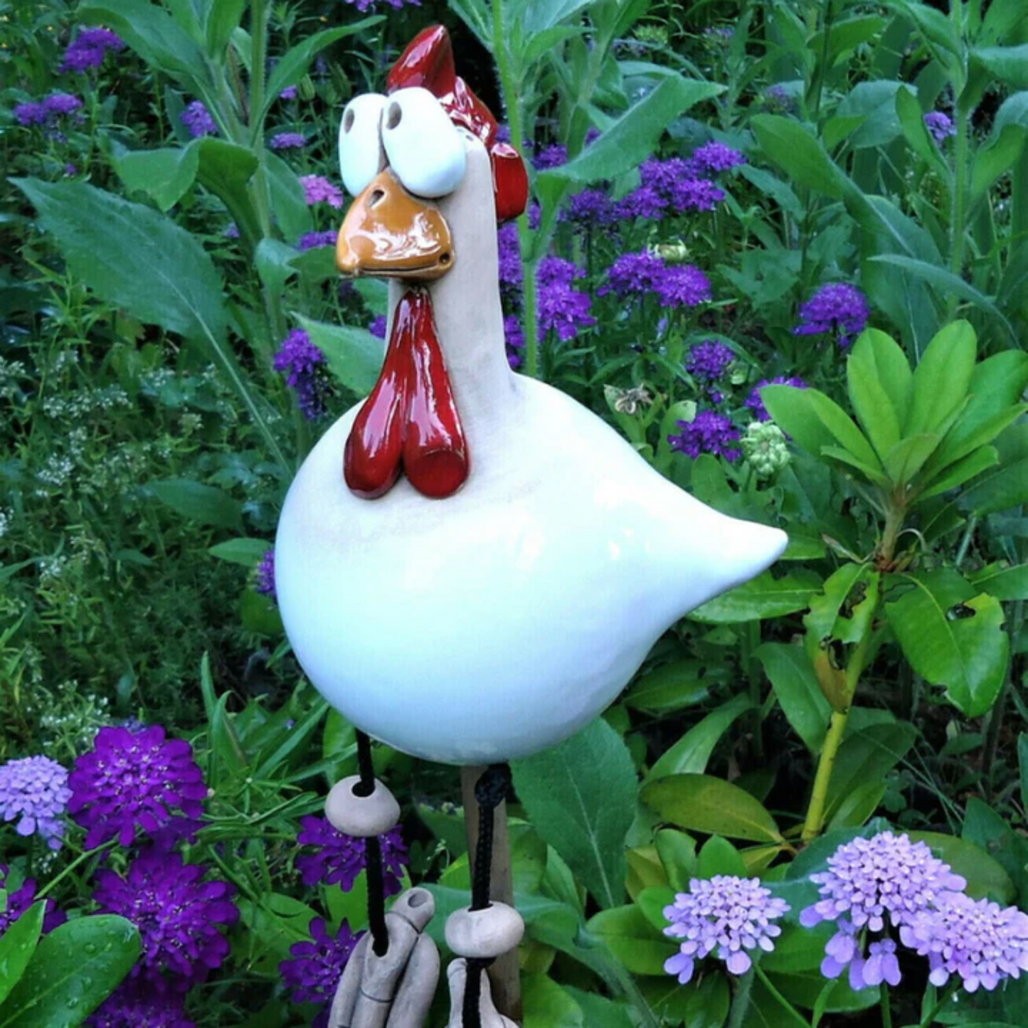 Fröhliche Gartenhühner – Bringen Sie Leben in Ihren Garten!
