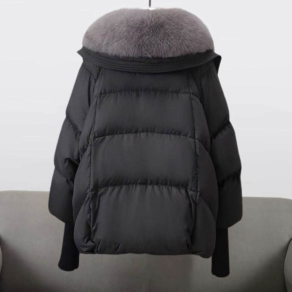 Gefütterte Damen-Puffer-Winterjacke mit Fellkragen