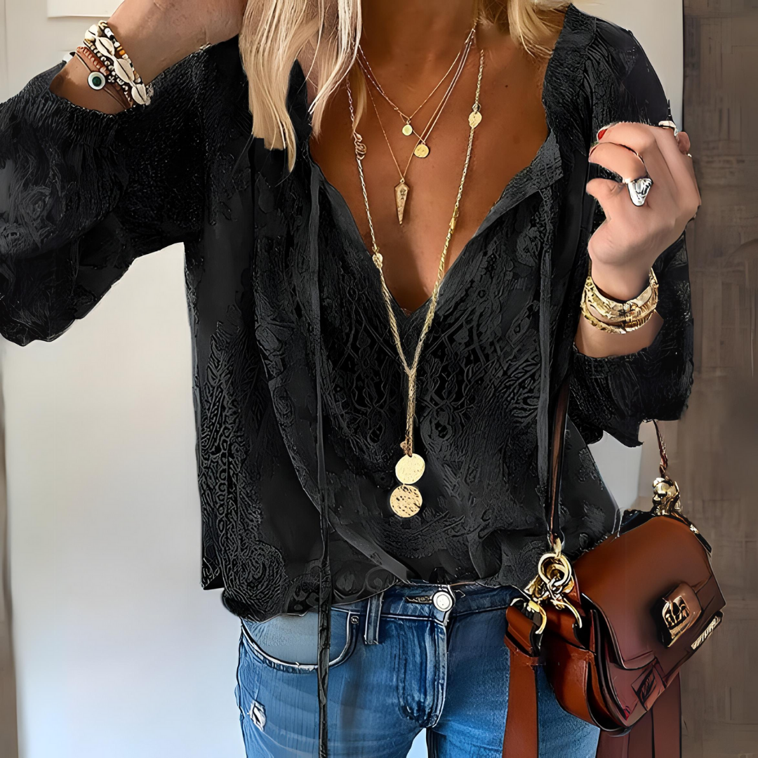 Gehäkelte Damen-Boho-Bluse mit Lochmuster