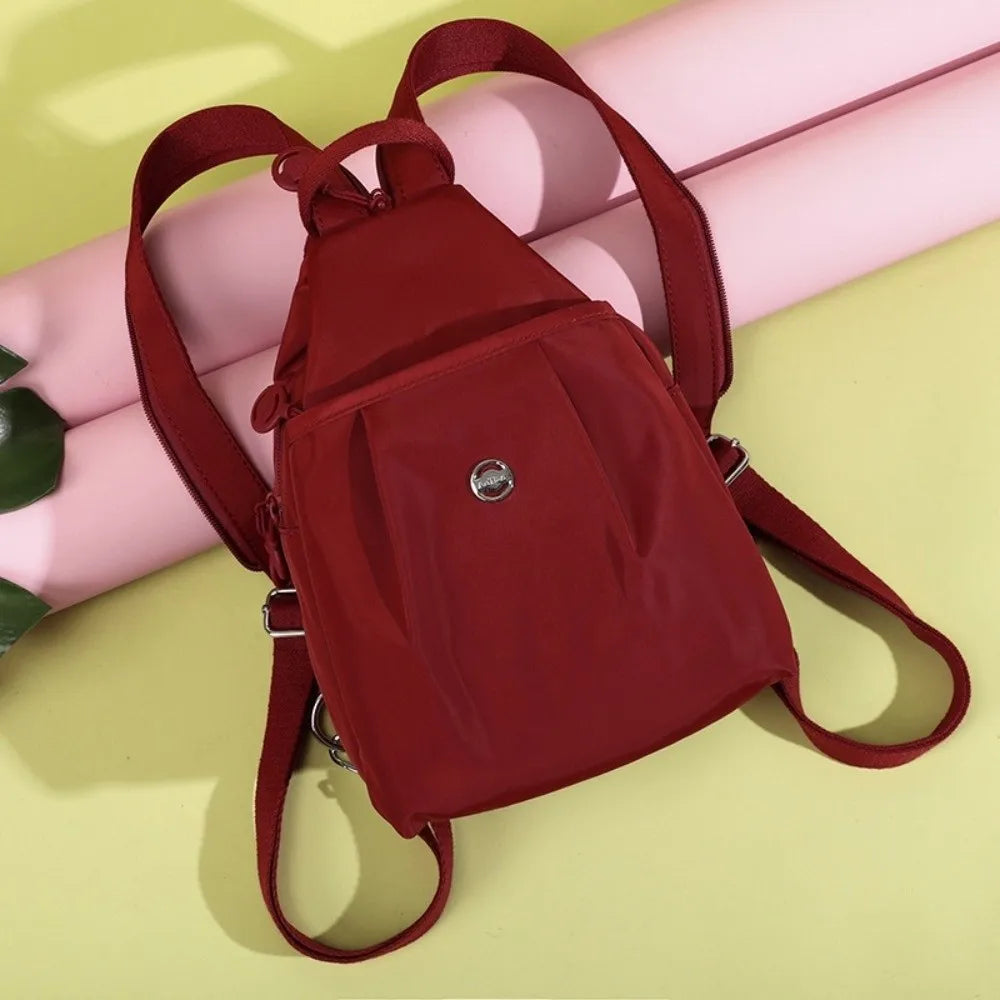 Geräumige wandelbare Tasche mit mehreren Fächern