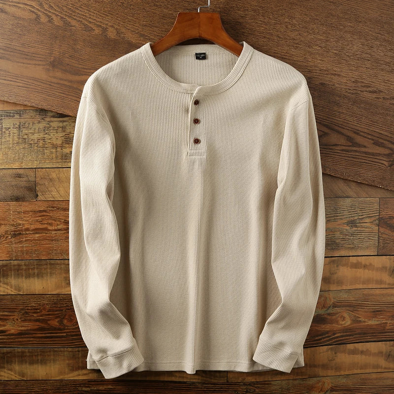 Geripptes Herren-Langarmshirt mit Henley-Ausschnitt