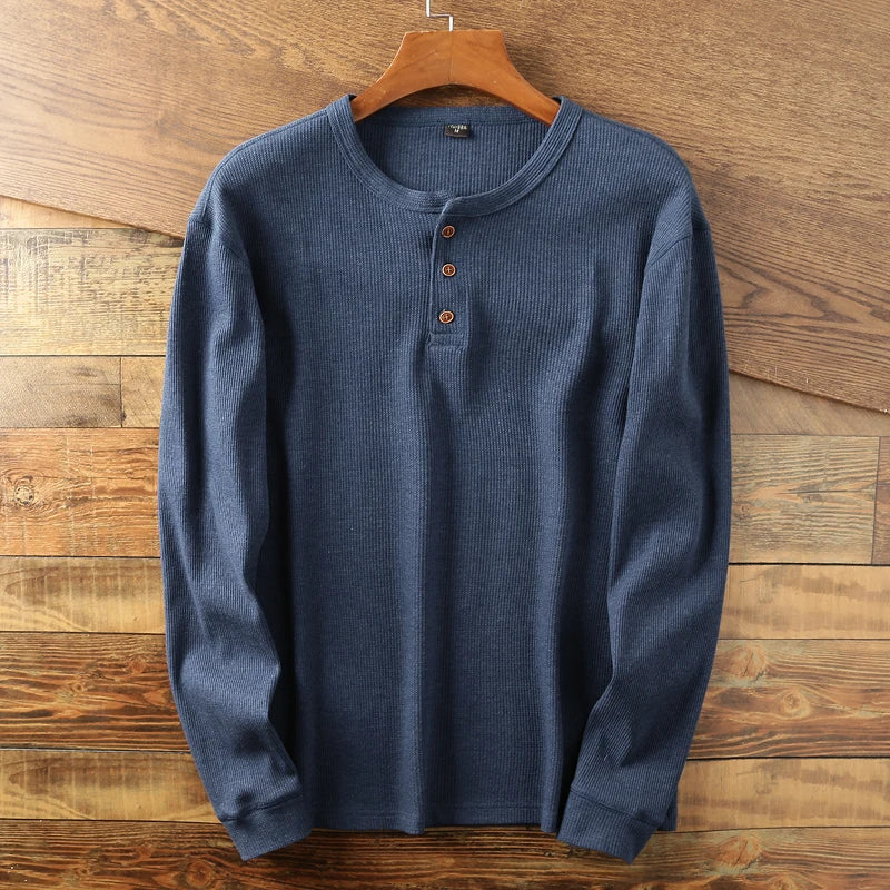 Geripptes Herren-Langarmshirt mit Henley-Ausschnitt