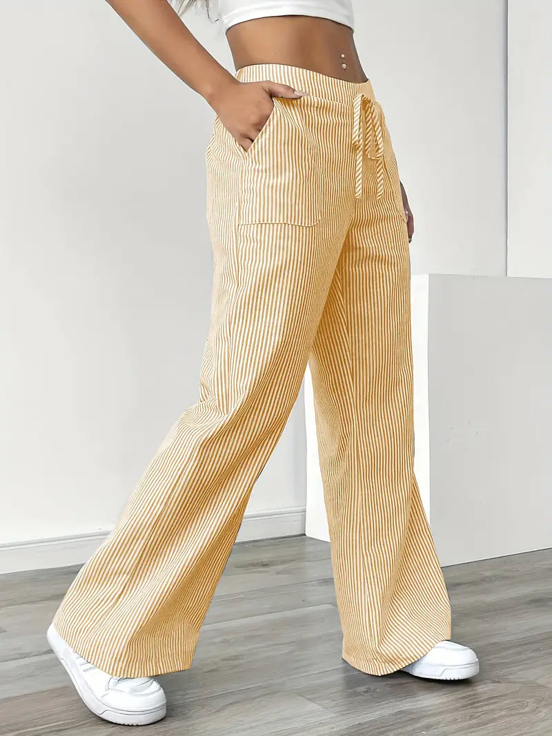 Gestreifte Damenhose mit weitem Bein