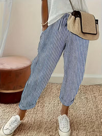 Gestreifte Freizeithose mit weitem Bein