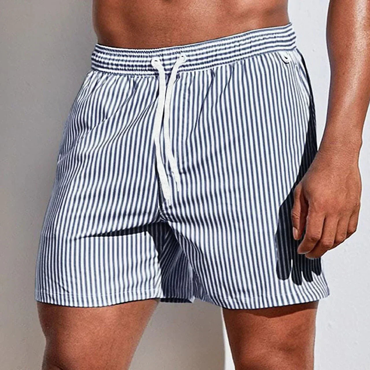 Gestreifte Sport-Badeshorts für Herren