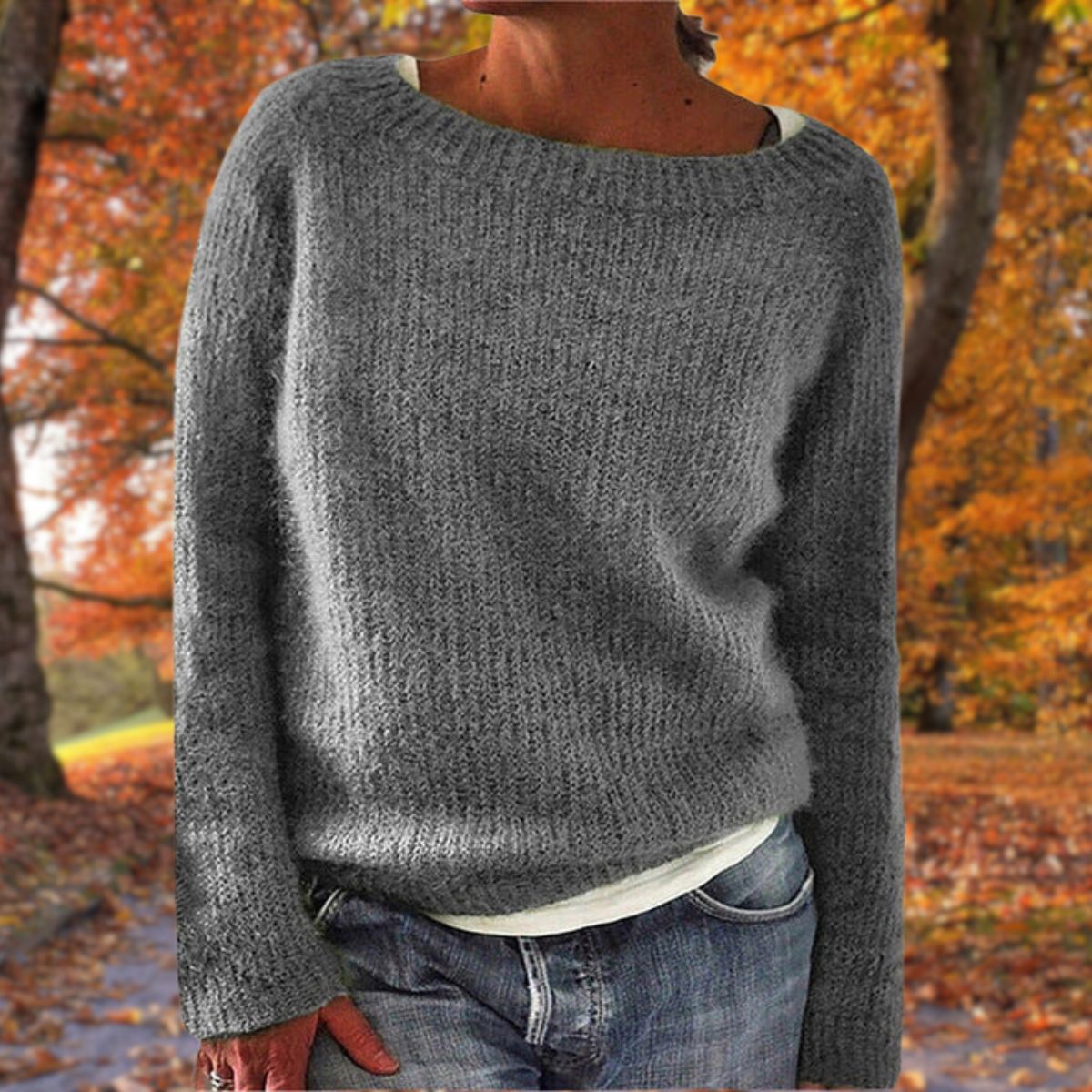 Gestrickter Damenpullover mit langen Ärmeln