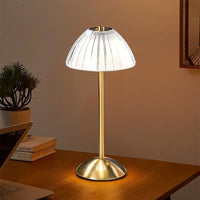Goldene Tischleuchte mit Touch-Funktion | USB-aufladbar