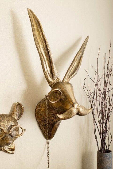 Handbemalte Tiermotive als Wandkunst – kreative Wohndekoration