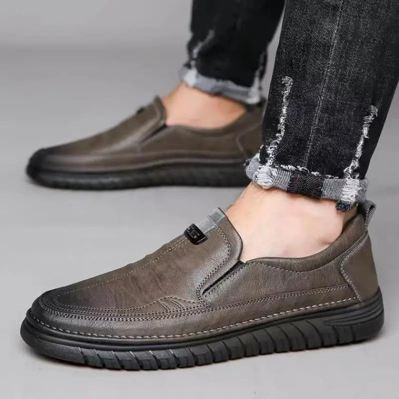 Handgefertigte Lederschuhe für Herren