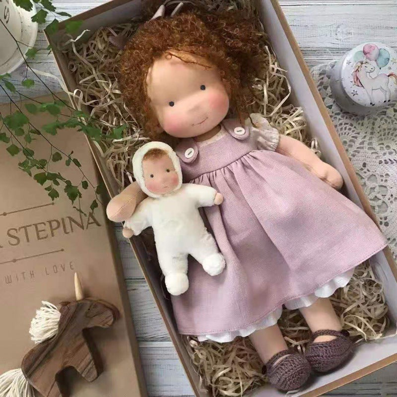 Handgefertigte Waldorf-Stoffpuppe aus weichem Stoff – Kreatives Spielzeug für Kinder
