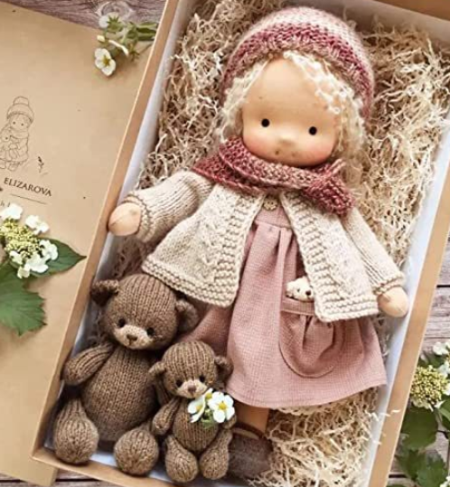 Handgefertigte Waldorf-Stoffpuppe aus weichem Stoff – Kreatives Spielzeug für Kinder