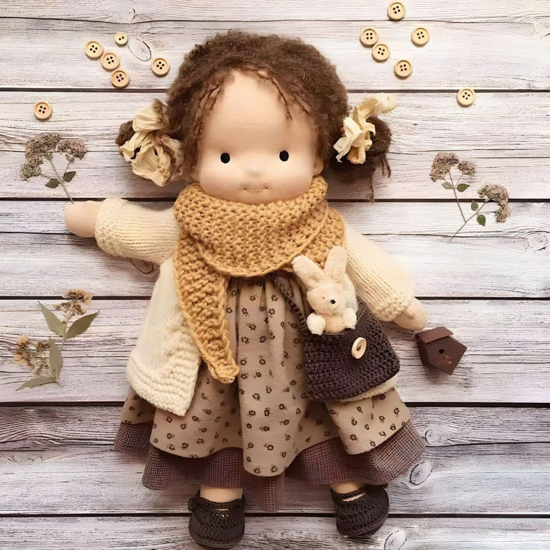 Handgefertigte Waldorf-Stoffpuppe aus weichem Stoff – Kreatives Spielzeug für Kinder