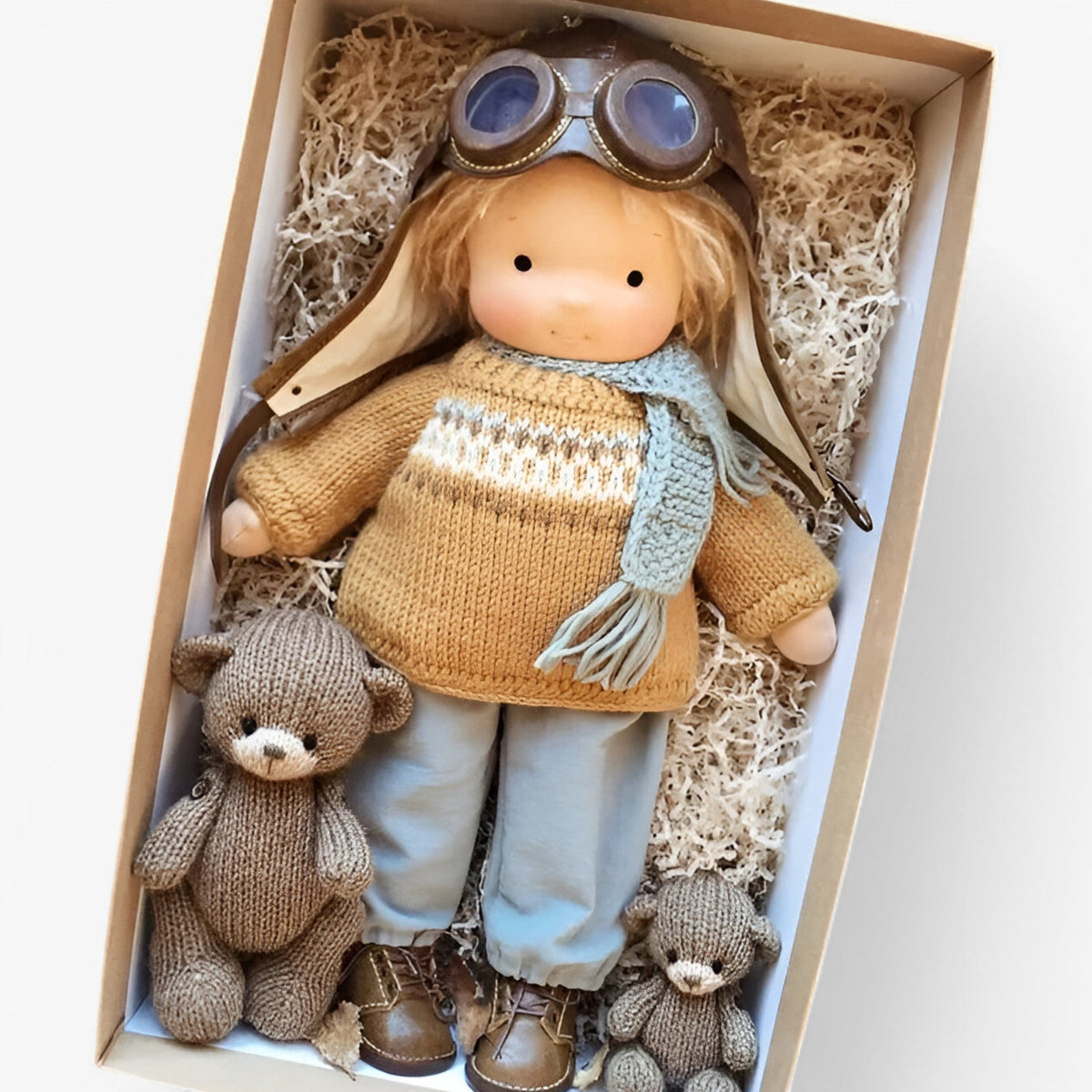 Handgemachte pädagogische Puppe