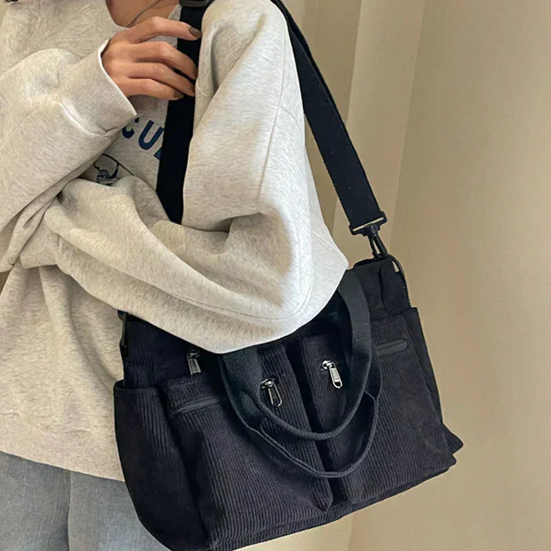 Herbstliche Tasche mit Doppelreißverschluss