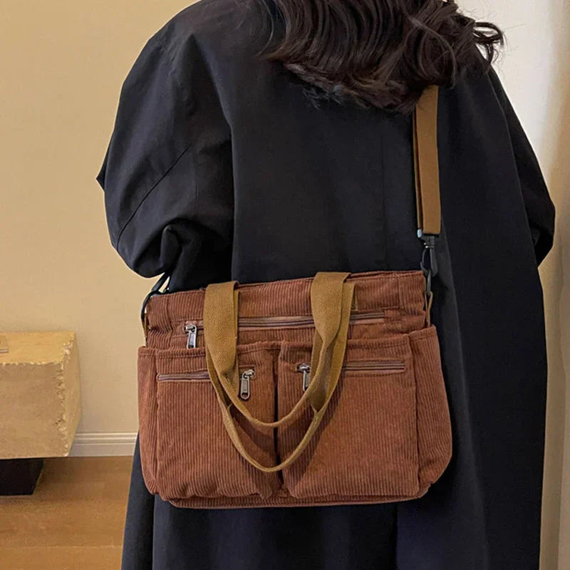 Herbstliche Tasche mit Doppelreißverschluss