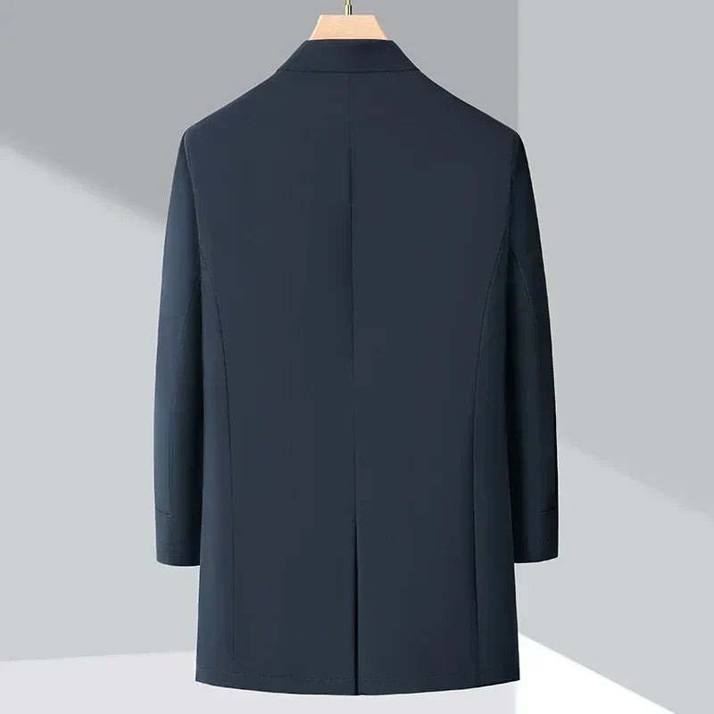 Herren-Daunen-Trenchcoat – zeitlos und warm für den Alltag