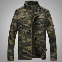 Herren-Feldjacke mit Camouflage-Muster aus strapazierfähigem Canvas mit Schulterklappen, mehreren Taschen und Stehkragen Mune Fashion