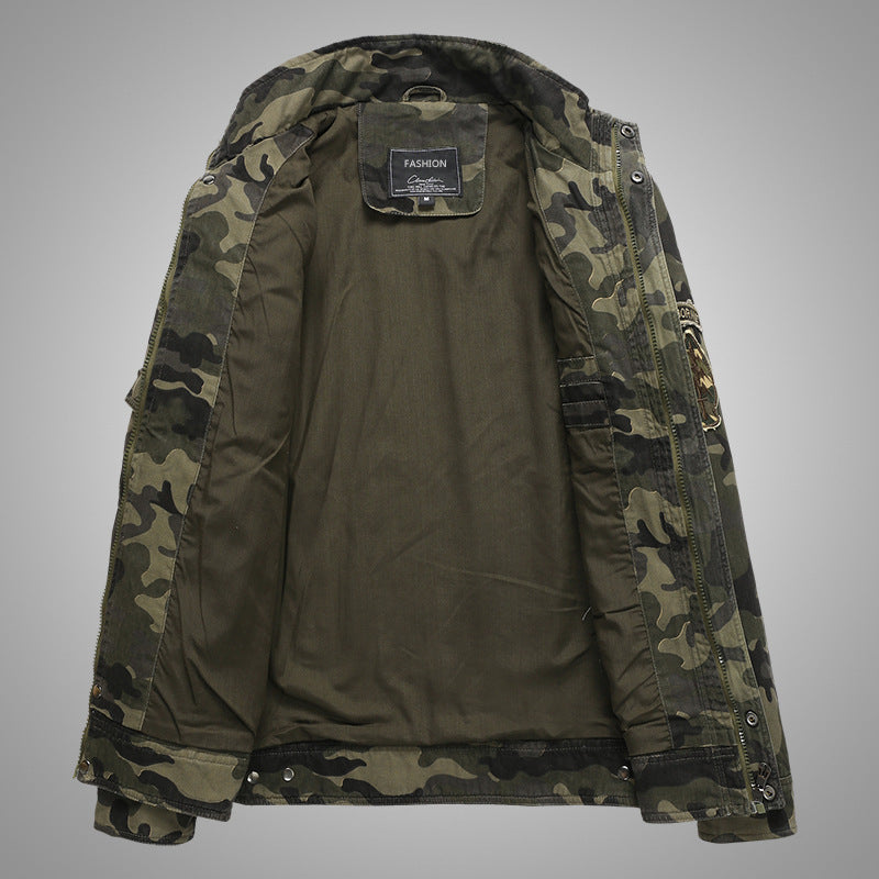 Herren-Feldjacke mit Camouflage-Muster aus strapazierfähigem Canvas mit Schulterklappen, mehreren Taschen und Stehkragen Mune Fashion