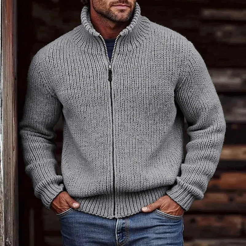 Herren-Grobstrickjacke mit Stehkragen und durchgehendem Reißverschluss