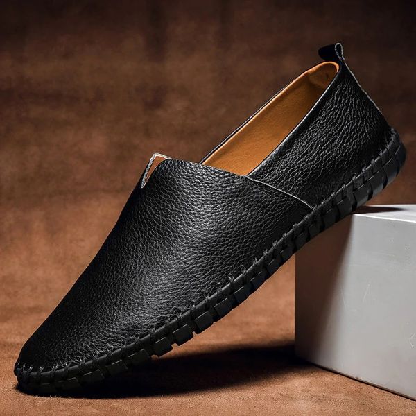Herren-Loafer aus Kunstleder – Slip-On-Schuhe mit Mokassin-Naht