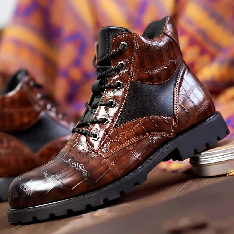 Herren-Schnürstiefel mit Alligatorprägung