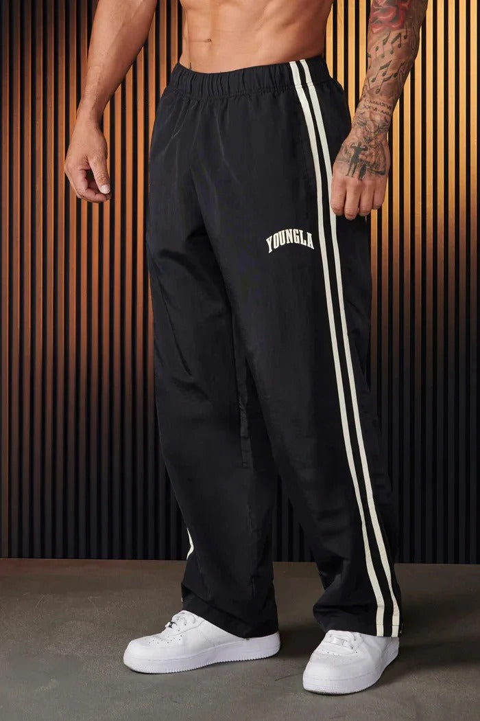 Herren-Sporthose mit Doppelstreifen – atmungsaktiv & flexibel