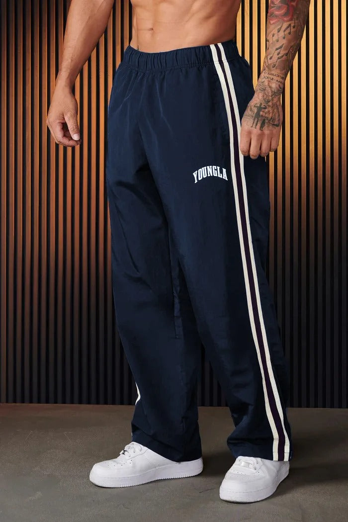 Herren-Sporthose mit Doppelstreifen – atmungsaktiv & flexibel