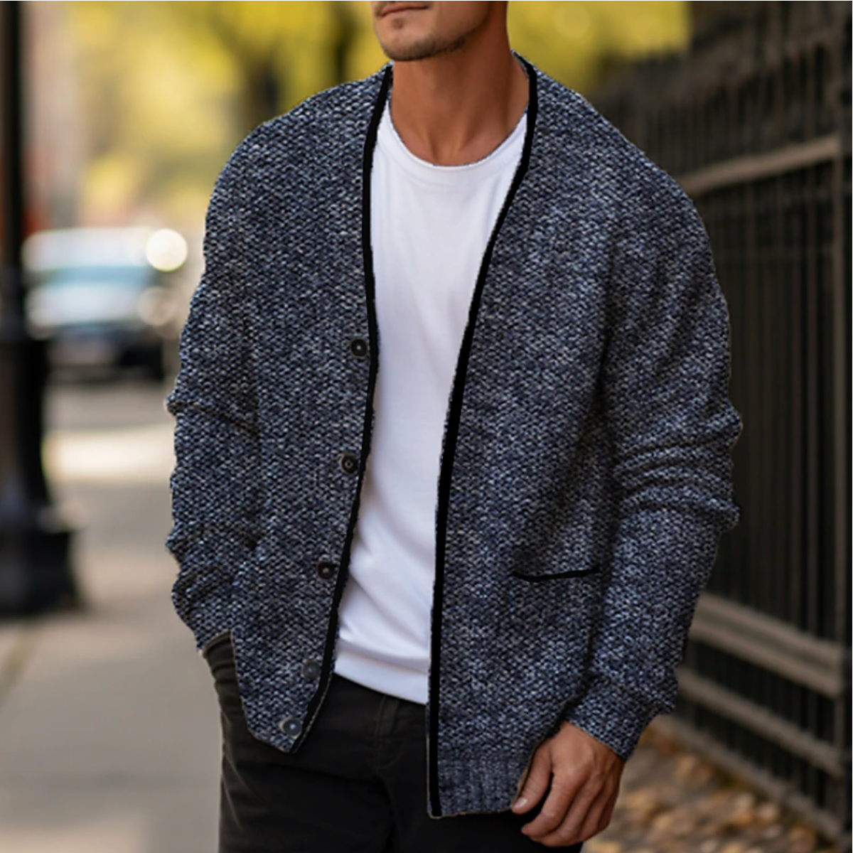 Herren-Strickjacke mit Knopfleiste