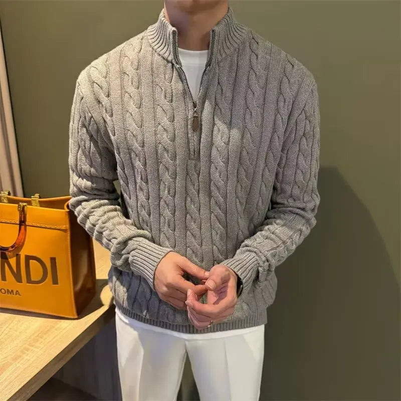 Herren-Strickjacke mit Reißverschluss und Zopfmuster