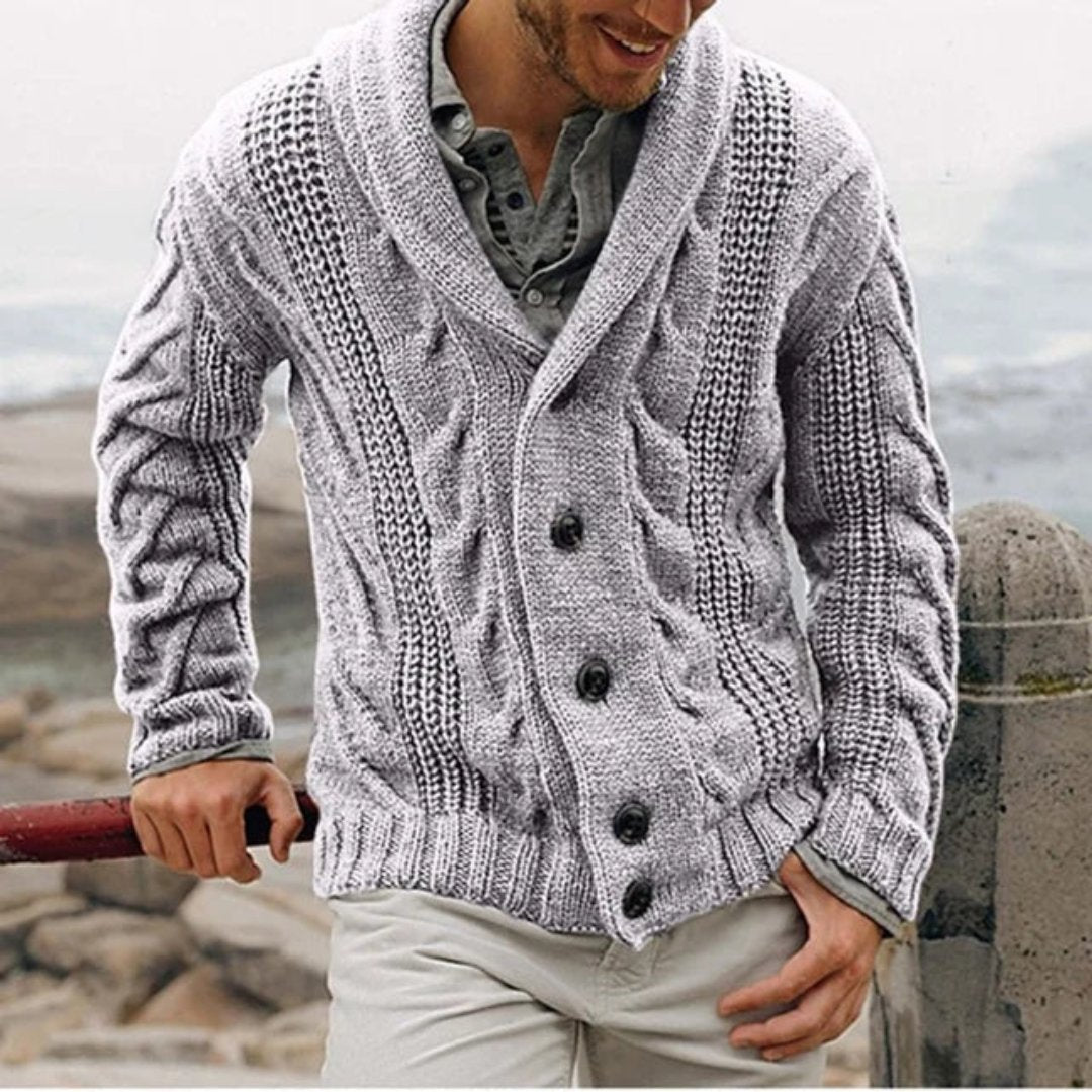 Herren-Strickjacke mit Schalkragen und Zopfmuster
