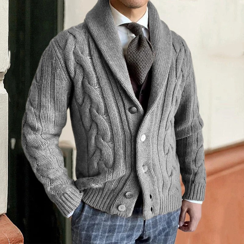 Herren-Strickpullover mit Schalkragen und Zopfmuster