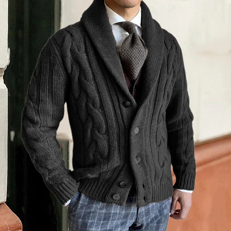 Herren-Strickpullover mit Schalkragen und Zopfmuster