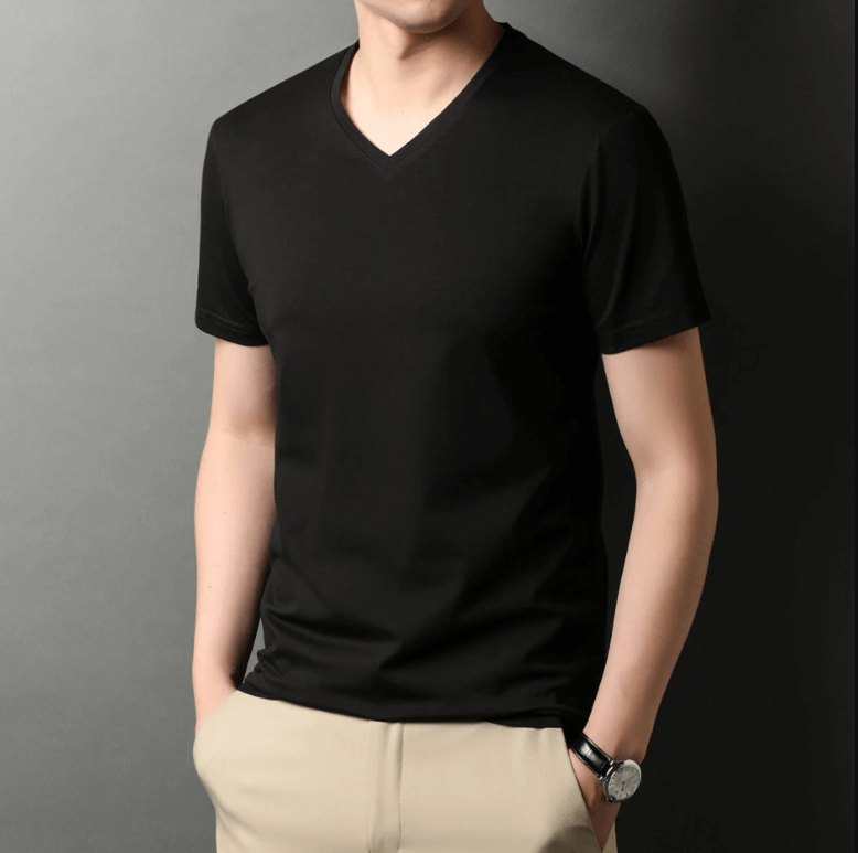 Herren-T-Shirt mit V-Ausschnitt im Slim Fit