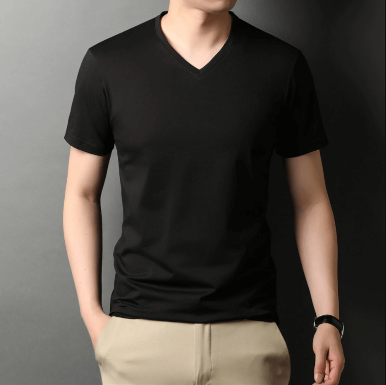 Herren-T-Shirt mit V-Ausschnitt im Slim Fit
