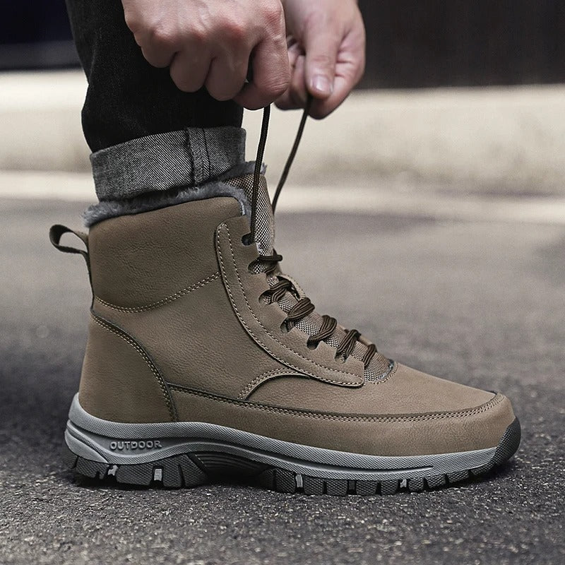 Herren-Winterstiefel mit Fell