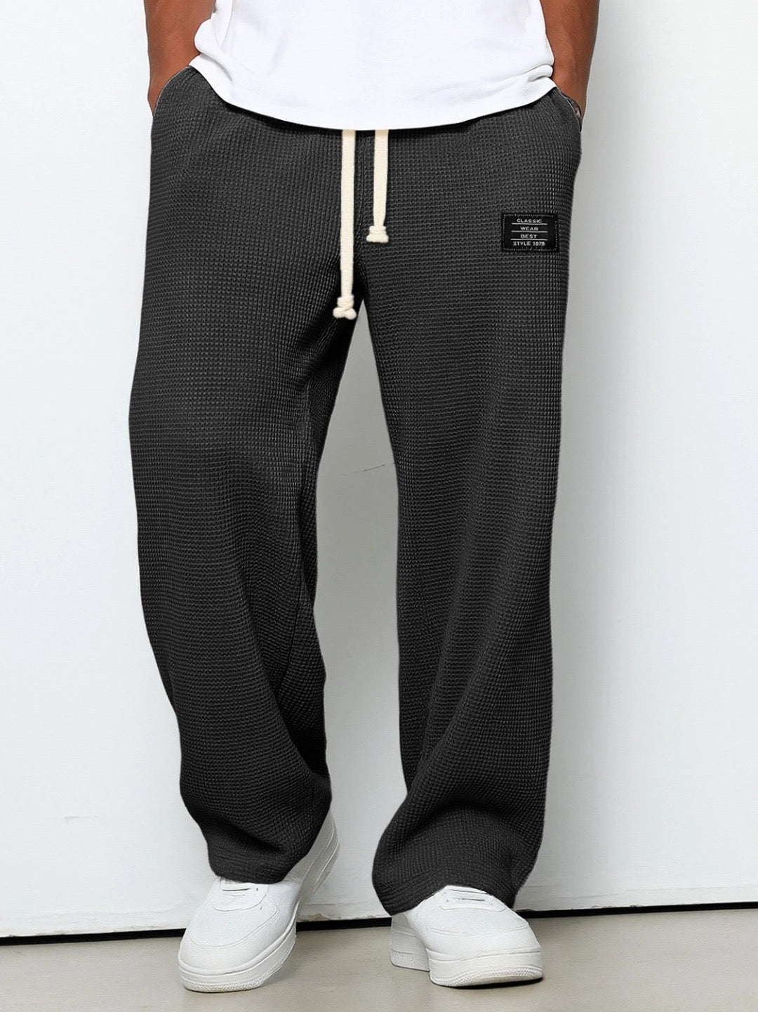 Herrenhose im Loose-Fit – verstellbarer Bund & bequeme Passform