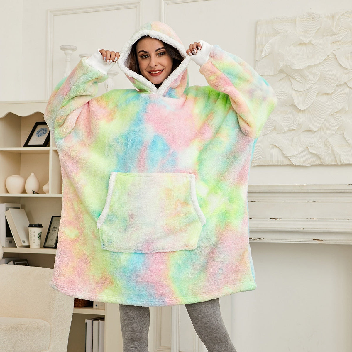 Hoodie-Decke | Wundervolle Kombination aus weichem Hoodie und gemütlicher Decke in einem