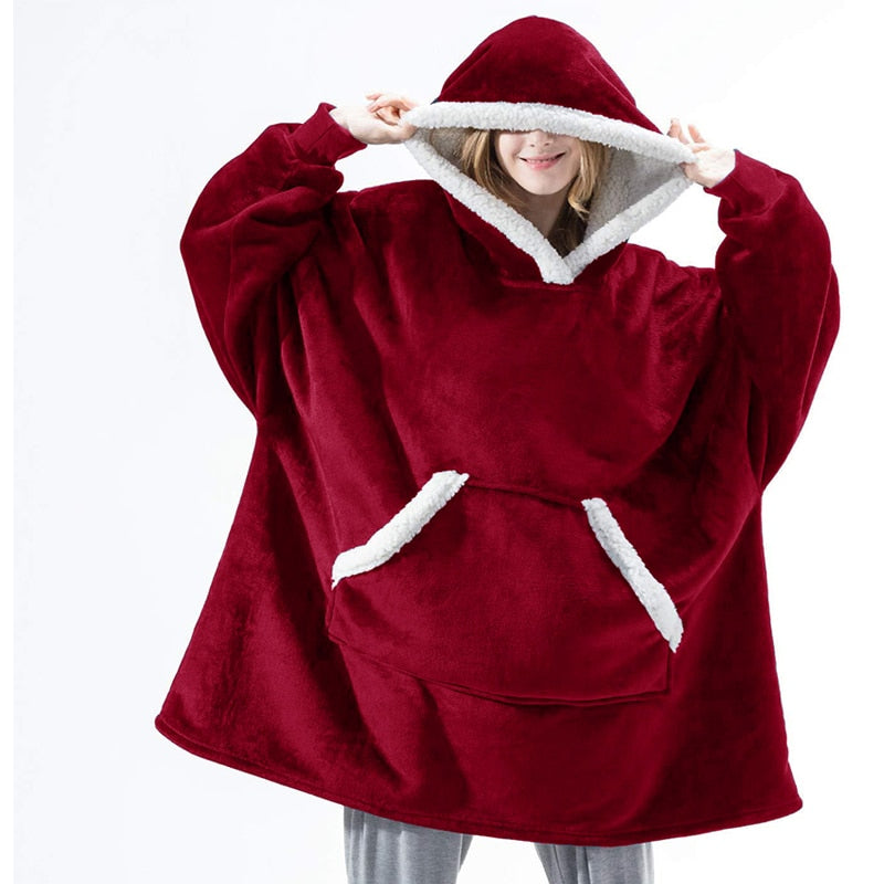 Hoodie-Decke | Wundervolle Kombination aus weichem Hoodie und gemütlicher Decke in einem